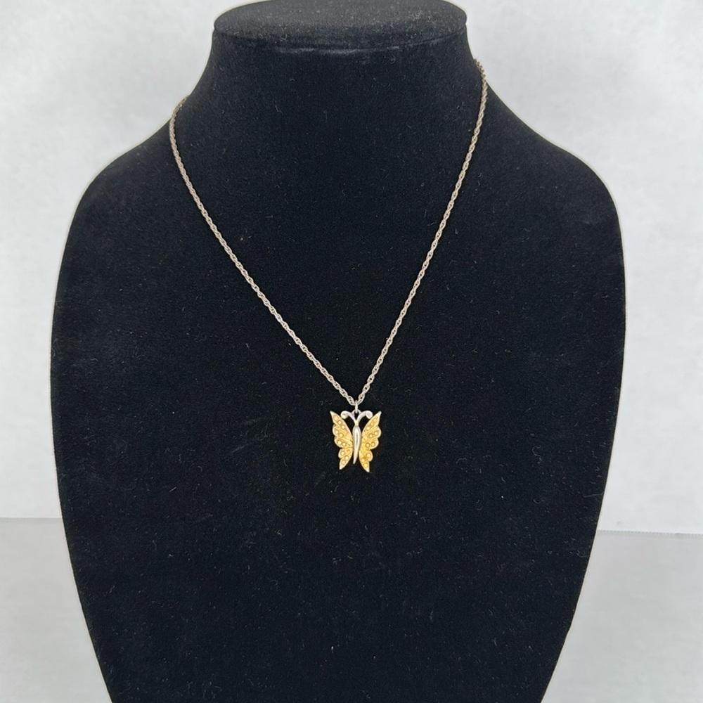 Vintage Estate 1940s paradise Gold Butterfly Pendant Necklace Lot A50